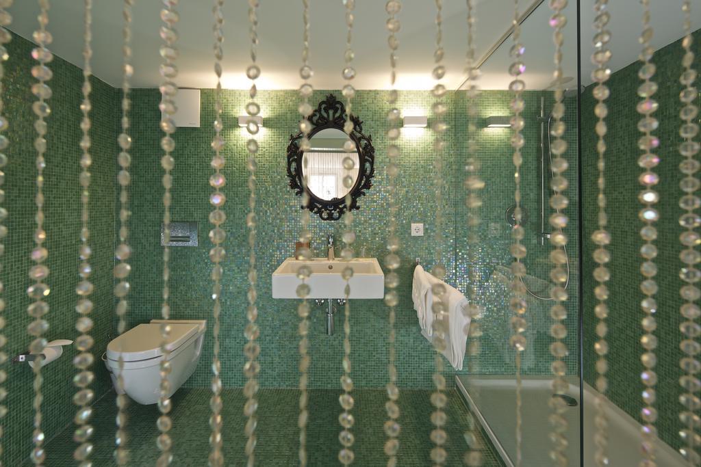 Hotel Zum Lowen 라어 객실 사진