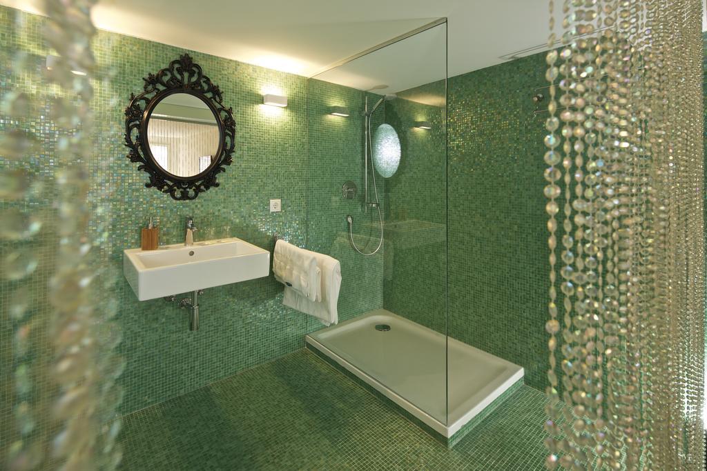Hotel Zum Lowen 라어 객실 사진