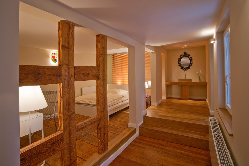 Hotel Zum Lowen 라어 객실 사진